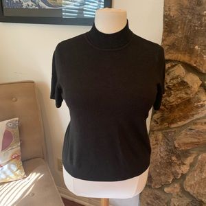 Sag Harbor mock turtleneck short sleeve sweater
